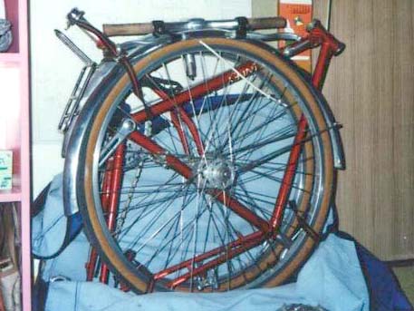 �����h�i�[�̗֍s