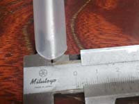 �~�|�z���u